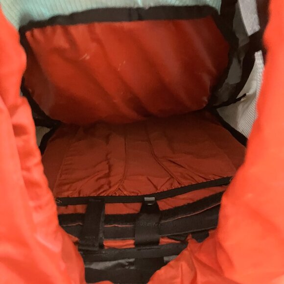 The North Face W Terra 40 Hiking Camping Backpack Gray Sage Green - Picture 12 of 12